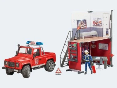 Bruder Bworld Feuerwehrstation Mit Land Rover Defender Und Feuerwehrmann 1 Bruder Bworld Feuerwehrstation Mit Land Rover Defender Und Feuerwehrmann