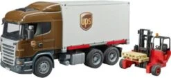 Bruder Scania R-Serie UPS Logistik-LKW M. Stap